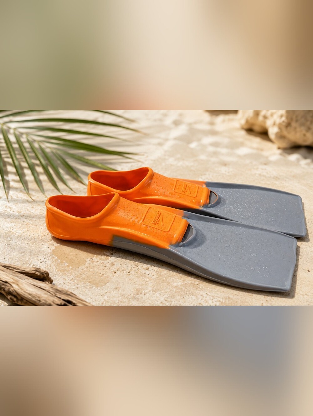 Speedo Swim Training Fins XXS Youth Size 1-3 EU 35 Short Blade Flippers